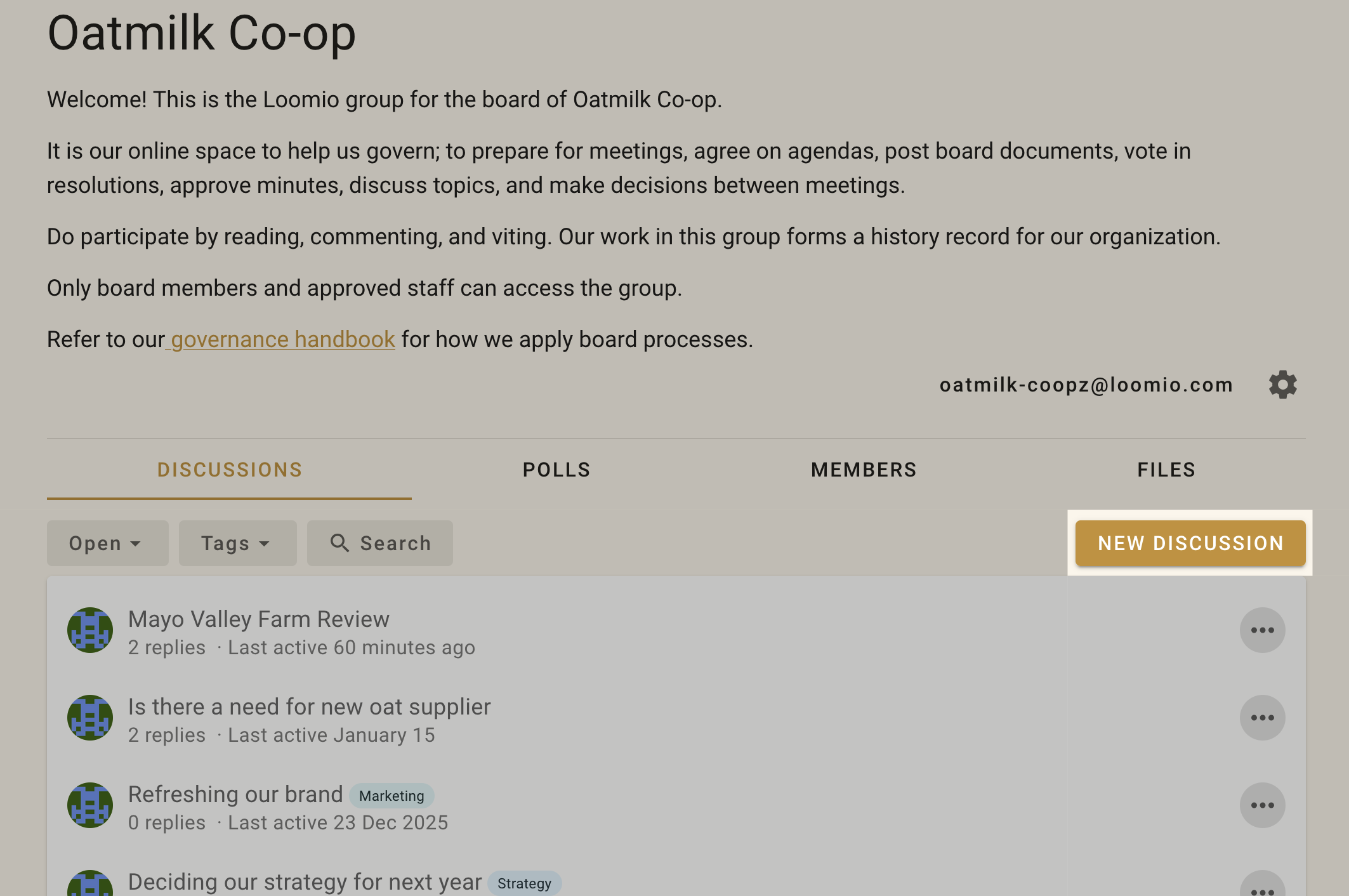 Screenshot of main loomio page, with most of the page grayed out so that the Discussion button is highlighted.